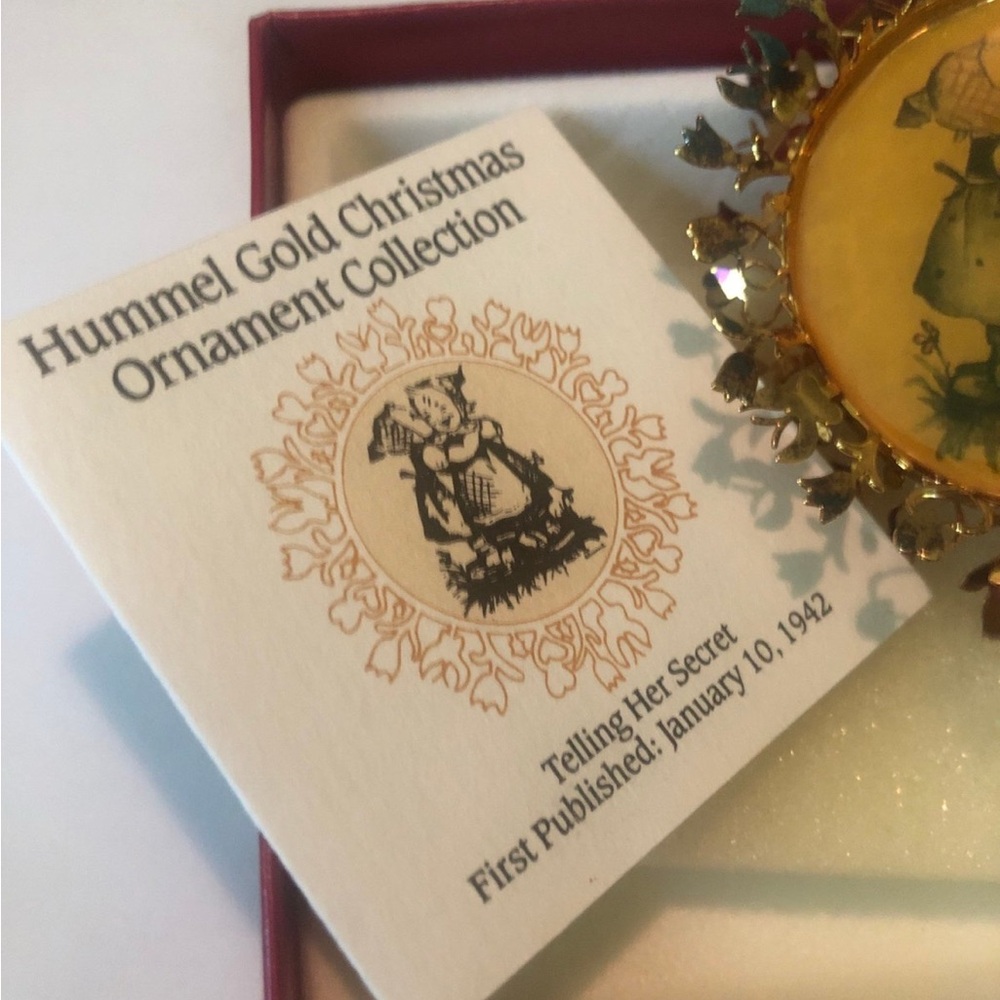 Hummel Gold Christmas Ornament by Danbury Mint - Telling Her Secret - Picture 3 of 5